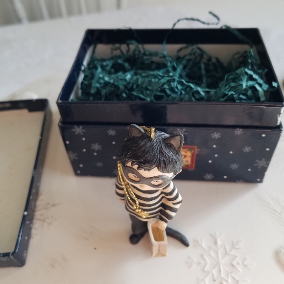 Lang and Wise 1998  Ceramic Ornament   Masked Cat - Picture 9 of 12